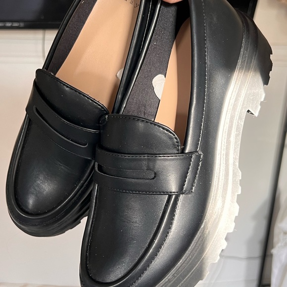 Loafers - Picture 2 of 2